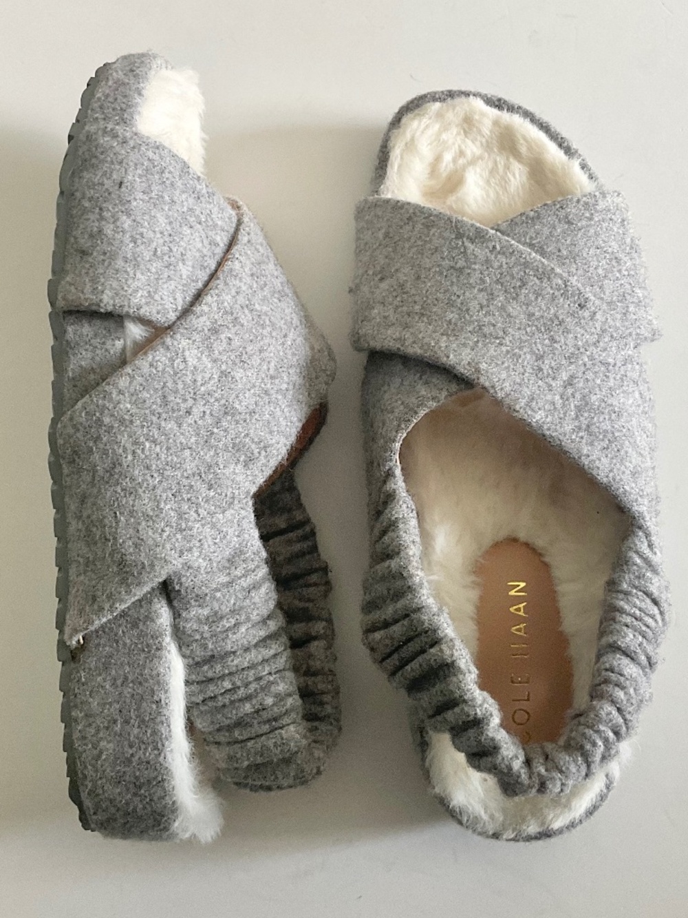 COLE HAAN  Mojave Crisscross Sandal Grey Wool Size 6.5 LIKE NEW